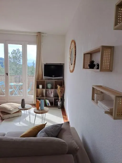 Tres Agreable Studio & Terrasse - Mougins 30 M² Apartment 0*,  France